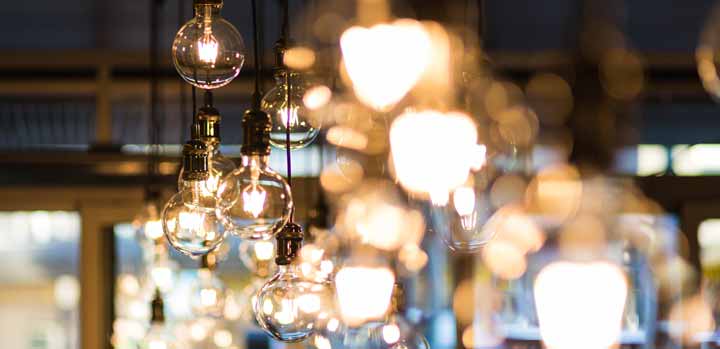 Calcolare il Consumo elettrico delle Lampade Indoor: LED HPS e CFL